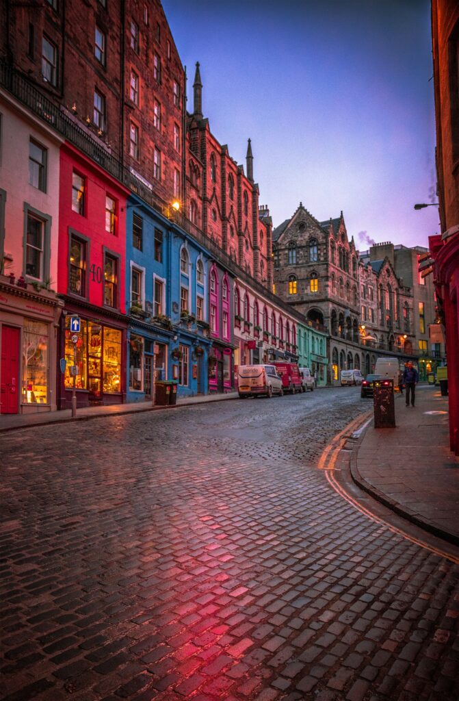 Harry Potter walking tour Edinburgh with family.